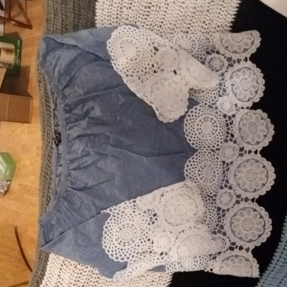 Shirt - Picture 2 of 2